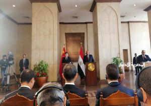 وزير خارجية الصين: لا يمكن أن تستمر معاناة الشعب الفلسطيني.. ونشيد بدور مصر الداعم