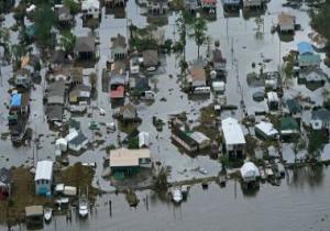 السلطات اليابانية تحذر المواطنين من إعصار "ميندول"