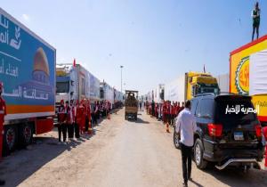 عبور 76 شاحنة ميناء رفح البري من بينها شاحنات وقود إلى قطاع غزة