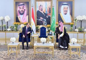 الرئيس السيسي يلتقي الأمير محمد بن سلمان بالرياض ويؤكدان ضمان أمن البحر الأحمر واستدامة الشراكة بين البلدين