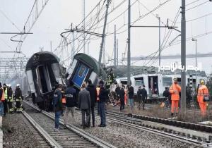 قتيلان إثر خروح قطار عن سكته في إيطاليا