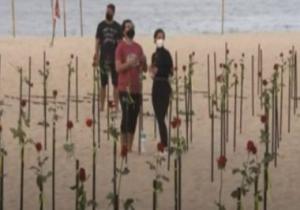 وقفة بالورود على شواطئ ريو دى جانيرو لتخليد ضحايا كورونا