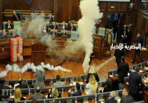 اتفاق حدودي مثير يحول برلمان كوسوفو لساحة حرب