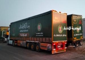 وصول أكبر قافلة مساعدات من بيت الزكاة والصدقات المصري للعريش تمهيدا لدخول غزة عبر معبر رفح |صور