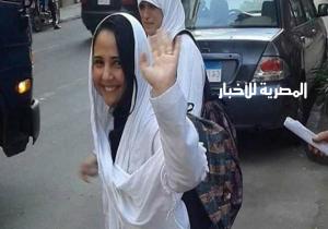 جنايات القاهرة تستكمل اليوم محاكمة أية حجازي وزوجها و5 آخرين في قضية "مؤسسة بلادي"