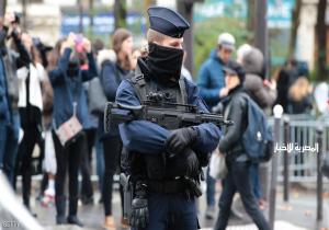 مسلح يحتجز رهائن في "وكالة سفر"  بباريس