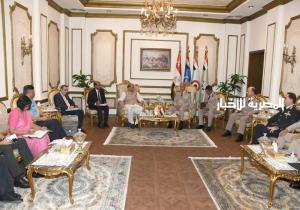 وزيرا دفاع مصر والهند يبحثان التعاون العسكري بين البلدين