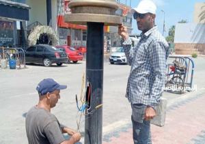 رئيس حي "مناخ" بورسعيد يشدد على المتابعة الدورية لرفع كفاءة الإضاءة العامة