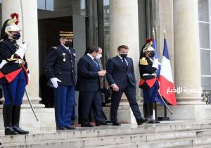 المتحدث الرئاسي ينشر صور استقبال ماكرون للرئيس السيسي بقصر الإليزيه