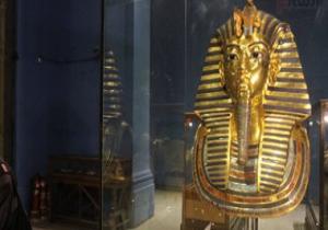 وزير السياحة: موكب آخر ضخم لنقل القناع الذهبى لتوت عنخ آمون للمتحف الكبير