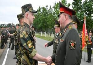 الدفاع البيلاروسية تعلن وضع بعض وحدات الجيش فى حالة التأهب القصوى