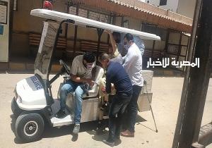 سيارة إسعاف جولف لنقل المرضى بالمراكز الطبية بجامعة المنصورة