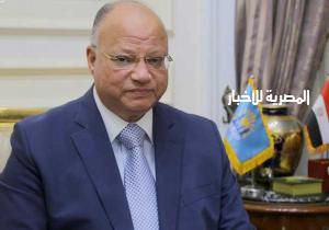 محافظ القاهرة يتفقد دورة العمل بالإدارة المركزية للاتصالات