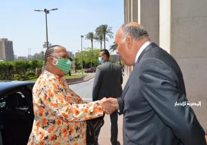 وزير الخارجية يلتقي وزيرة العلاقات الدولية والتعاون الجنوب إفريقية