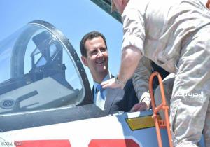 الأسد في حميميم.. ويتفقد طائرات روسيا الحربية