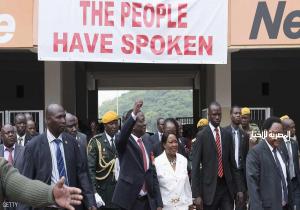 منانغاغوا يؤدي اليمين الدستورية رئيسا لزيمبابوي