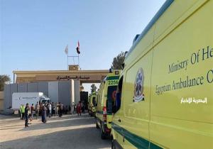 القاهرة الإخبارية: مصادر مصرية تنفي استشهاد جرحى فلسطينيين داخل سيارات إسعاف عند معبر رفح وتصفها بـ "الأكاذيب"