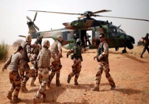 الجيش الفرنسى يعلن "تحييد" 20 إرهابيا فى النيجر خلال عملية جوية غير مخطط لها
