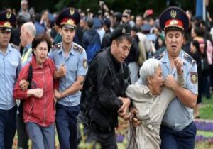 صور.. مظاهرات ضد الانتخابات الرئاسية فى كازاخستان.. والشرطة تعتقل العشرات