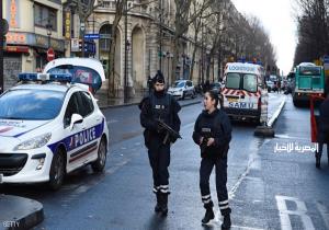 الشرطة الفرنسية تعتقل شخصا حاول دهس مصلين