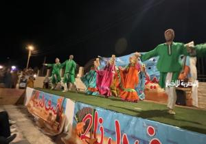 حضور جماهيري كبير لفرقة كفر الشيخ للفنون الشعبية بمصيف بلطيم | صور