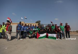 قوافل الإغاثة للتحالف الوطني وحياة كريمة تواصل إمداداتها للشعب الفلسطيني الشقيق عبر معبر رفح