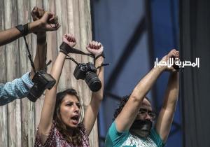 الرئيس السيسي يعفو عن سجناء رأي وصحفيين خلال أيام