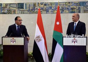الخصاونة: استعرضنا اليوم ضمان انسيابية مرور الشاحنات والبضائع بين مصر والأردن بعيدًا عن أي معوقات