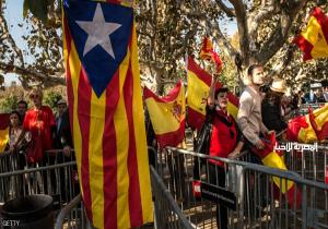 حاكم كتالونيا يدعو لحوار بشأن الاستقلال "بالتي هي أحسن"