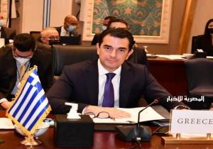 وزير البيئة والطاقة اليوناني يؤكد تطلع بلاده لتنفيذ مشروع الربط الكهربائي مع مصر