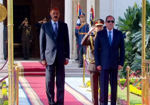 مراسم استقبال رسمية للرئيس الإريتري بقصر الاتحادية