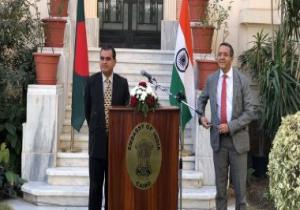 سفيرا الهند وبنجلاديش بالقاهرة يحتفلان بالذكرى الخمسين لإرساء العلاقات بين البلدين