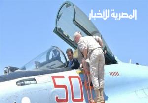 الأسد يزور قاعدة حميميم الجوية الروسية بغرب سوريا