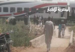 «النقل» تكشف تفاصيل خروج إحدى عربات قطار «بورسعيد - الإسكندرية» عن القضبان