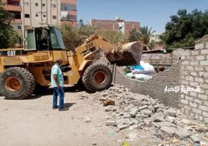 التصدي لمخالفات البناء في 5 أحياء بالقاهرة