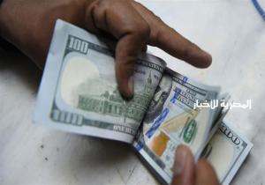 الدولار يرتفع في بنك الإسكندرية بعد الموافقة على دفعة ثانية من قرض الصندوق