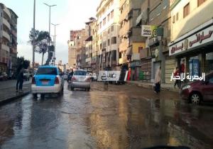 سقوط أمطار علي دمياط..  والمحافظة تدفع بسيارات الشفط.. صور