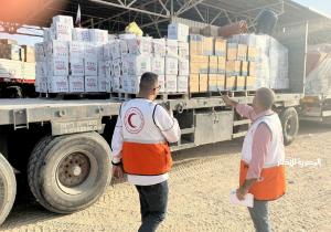 «الهلال الأحمر المصري»: تسليم الشحنة الثالثة من المساعدات الإنسانية للأشقاء في غزة