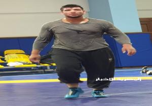 إبن مدينة دكرنس عبداللطيف منيع لاعب منتخب مصر للمصارعة يتأهل لنصف النهائى