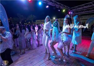 حفلة إغريقية ومسابقة بالألوان لمتسابقات ملكة جمال القارات