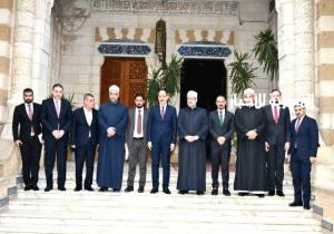 الاتفاق على استقبال مجموعة من أئمة العراق بأكاديمية الأوقاف الدولية