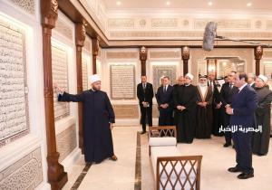 المتحدث الرئاسي ينشر صور افتتاح الرئيس لمركز مصر الثقافي الإسلامي ومشاركته في مائدة سحور بالعاصمة الإدارية