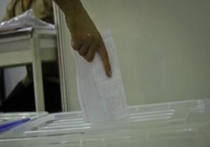 المصريون فى الكويت يتوافدون على مكاتب البريد السريع للتصويت بانتخابات مجلس النواب