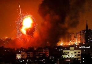 إعلام فلسطيني: الاحتلال ينسف منازل وعمارات بمخيم النصيرات وسط قطاع غزة