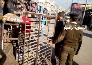 بالصور "محافظ كفرالشيخ " تحرير 439 محضرا لإزالة الإشغالات بمركز الرياض