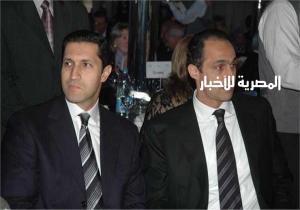 أول قرار برفع التحفظ عن أموال علاء وجمال مبارك