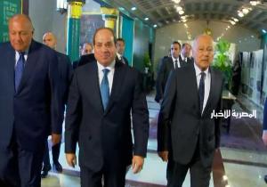 الرئيس السيسي يصل مقر جامعة الدول العربية لحضور مؤتمر دعم القدس