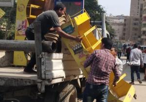 إزالة إشغالات المقاهي والكافيهات خلال حملة في حي الساحل