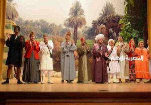بالتفاصيل العرض الجديد من مسرح مصر "آثار جانبية"