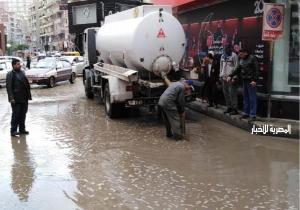 لليوم الثالث على التوالي.. تكثيف جهود شفط مياه الأمطار من شوارع كفرالشيخ